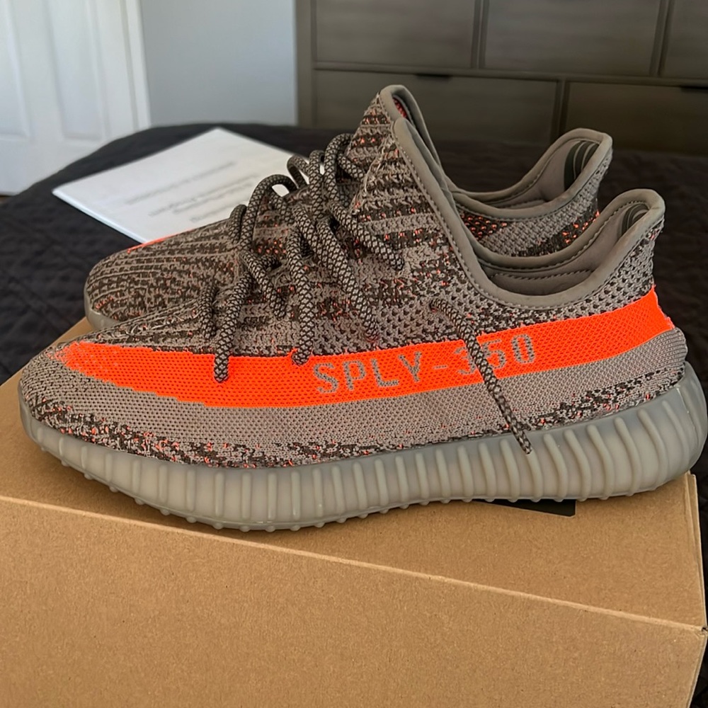 Yeezy 350 V2